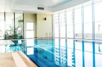 S Plaza Suites Hotel - Pools