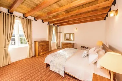 Tudor Barn - Little England Cottages Hotels in Kandapola
