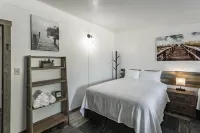 Copperhead Lodge Hotels in Anaconda