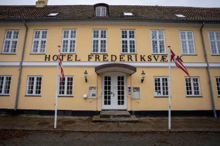 Hotel Frederiksværk Отели в г. Rorvig