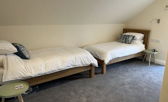 Grainbank Mews