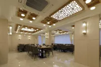 โรงแรม อีลิเซียน เรสซิเดนซี่ - พร้อมอาหารเช้า