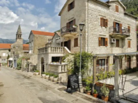 Hotel Admiral Hotels in Perast