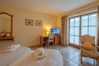 Deva Achentaler Vitalhotel Hotels in Schleching