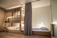 Roomie Alps Design Hostel Hotel a 