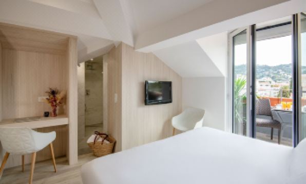 Golden Tulip Cannes Hotel de Paris