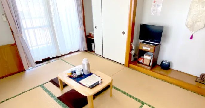 Takayoshi Guest House