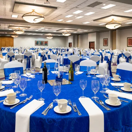 Holiday Inn & Suites BEAUMONT-PLAZA (I-10 & WALDEN) by IHG