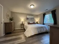 Comfortable home near Outlets, Wineries and Tulip Festival Hotels near Woodburn Premium Outlets