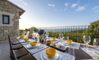 Elegant Provençal Villa in Bonnieux with Garden & Private Pool - La Bécasse