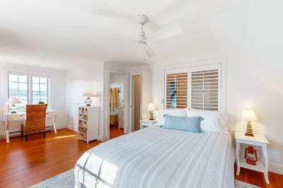 Elegant home right in town with gorgeous water view, deck & interior Hotels near North Of The Border