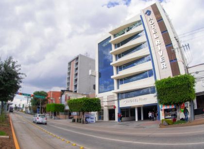 Hotel River Poliforum