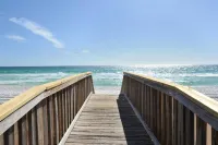 Emerald Towers West 5001 Hotels in Okaloosa Island