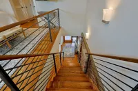Luxury Townhome Walkable to Old City & DT Knox Hotels in Knox County