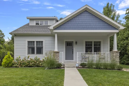 Uber-Stylish Home w/Private Beach Access+Fire Pit