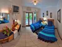 La Rochelle Inn