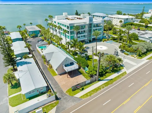 Private Balcony and Mesmerizing Lagoon Views - Cozy Waterfront Oasis Hotels in Brevard County