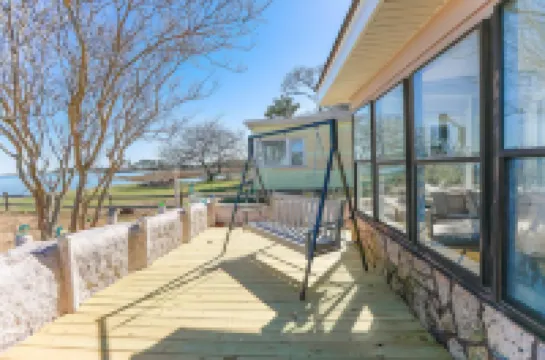 Scenic Deepwater Access and Cozy Firepit - Charming Retreat