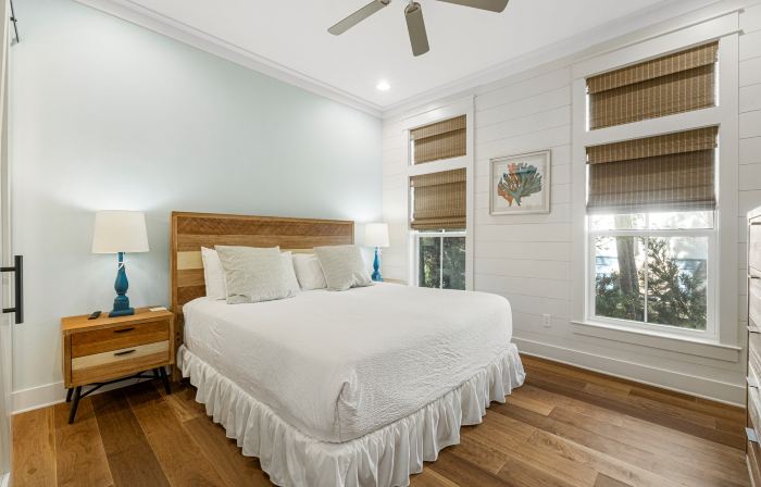 Magnolia Cottages by the Sea - Connecticut Yankee