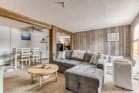 Thunderhead 204 close to slopes w heated pool Hotels in Clackamas County