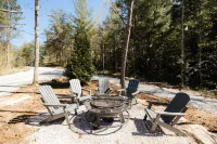Cozy Oasis - Hot Tub, Cedar Ridge Red River Gorge Hotels in Wolfe County