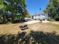 Pawleys Island Retreat Sleeps 8+ 3Bed 2 Bath Hotels in Pawleys Island