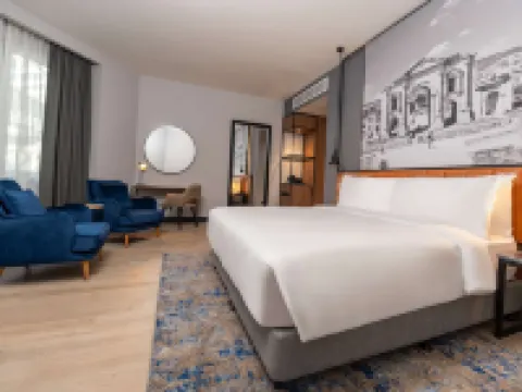 โรงแรมราดิสัน บลู, อัมมาน แกลเลอรี มอลล์ โรงแรมในอัมมาน