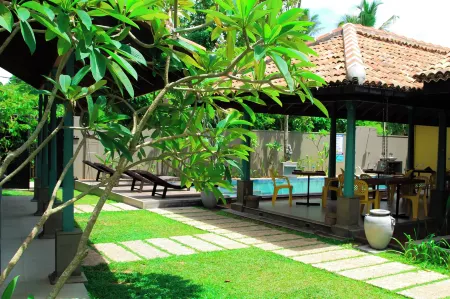 The Chariot Hikkaduwa Отели в г. Хиккадува