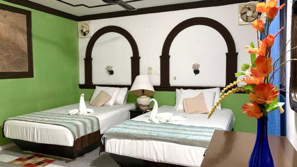 Hotel Green River