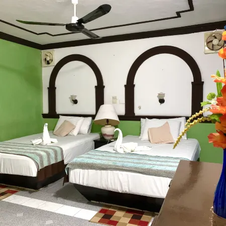 Hotel Green River