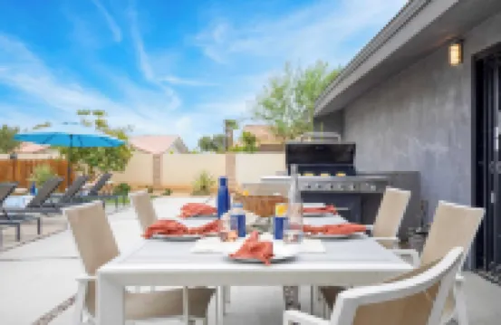 Quinta Green by AvantStay Modern Home w Pool Spa Golf Course