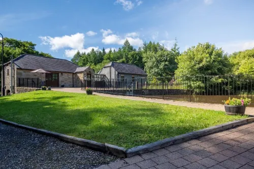 Tully Mill Cottages - parkir