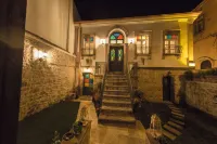 CavlıHane 1885 Hôtels à : Gazi Kemal Pasa Mahallesi