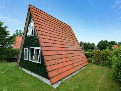 Cottage with Garden, Near Fishing Pond Hotels near Vrije Baptisten Gemeente de Fontein