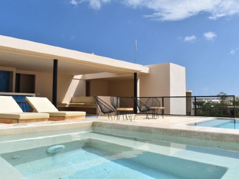 Apartment with Private Plunge Pool - Ground Floor by Sessile