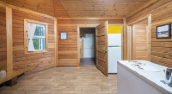 化川帕普里卡黃色旅館