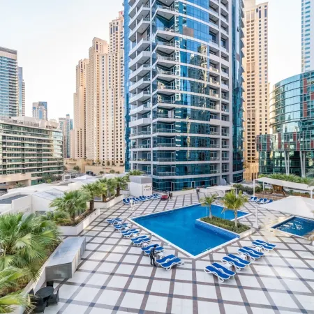 Maison Privee - Stunning 3-Floor Villa with Kids Room & Rooftop Terrace over Dubai Marina