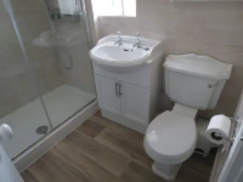 London Road Guest Accommodation Hotels in Chippenham