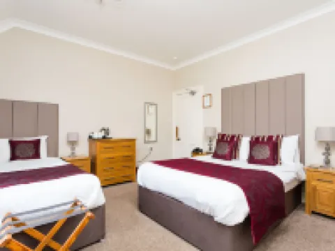The Lawn Guest House Gatwick Hotels in Horley