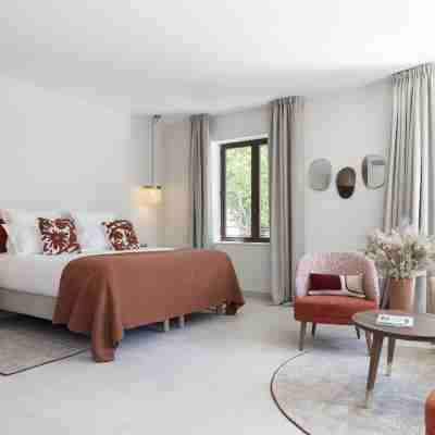 Hôtel et Restaurant La Bastide Bourrelly – Mathias Dandine Rooms