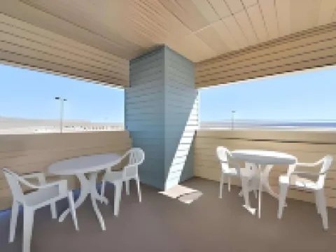 Econo Lodge Inn & Suites Hotels in Jackpot