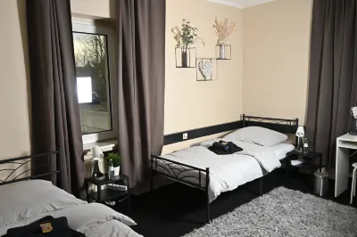 Pott Hostel - Zimmervermietung Hôtels à : Hattingen