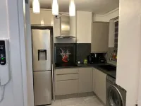 Stylish 1BR Apt w/ Fireplace & High-speed Wifi Hotels in Beckenham