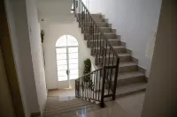 Dali House Hotels in Amman