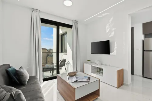 Maestro City Apartments - Homestays