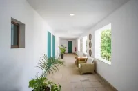 The Oyster Bay Hotel Suites