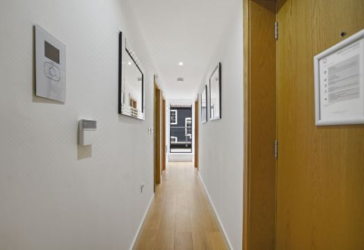 캔브릭 바이 에리아 아파트먼트