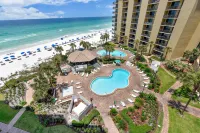 Summerhouse by Book That Condo Hotel di Lower Grand Lagoon