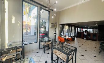 Casa Blanca Hotel & Suites Orange