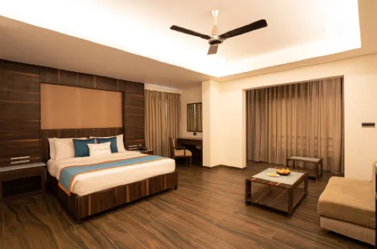 Zone Connect by the Park Parra Goa - Hot Springs